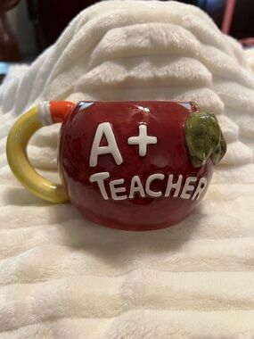 A+ Teacher Apple Mug with Pencil Handle - Vintage